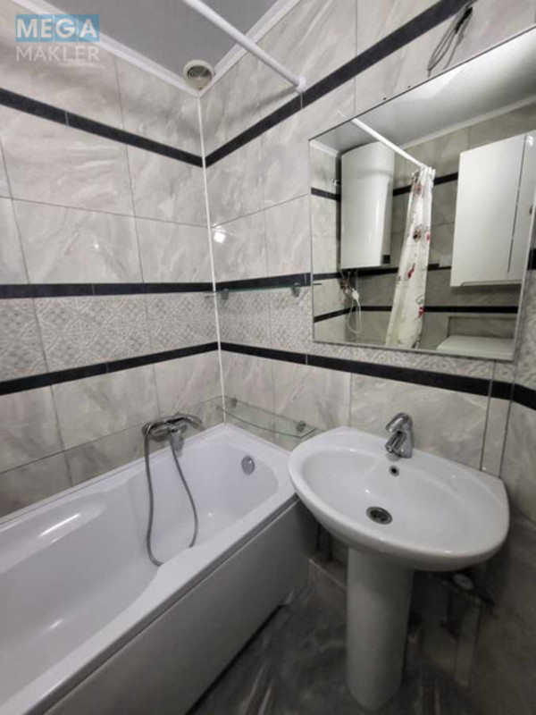 Продаж 2 кімнатної квартири (55/35/8), 16 пов. 16 пов. будинку, <a class="location-link" href="/kiev/" title="Недвижимость Київ">Київ</a>, <a class="location-link" href="/kiev/svyatoshinskij/" title="Недвижимость Святошинський район">Святошинський р-н</a>, Василя Стуса вул., 23/9 (изображение 13)