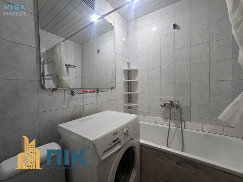 Продаж 3 кімнатної квартири (58/36/8), 3 пов. 5 пов. будинку, <a class="location-link" href="/kiev/" title="Недвижимость Київ">Київ</a>, <a class="location-link" href="/kiev/shevchenkovskij/" title="Недвижимость Шевченківський район">Шевченківський р-н</a>, Олены Телиги ул., 3А (изображение 4)