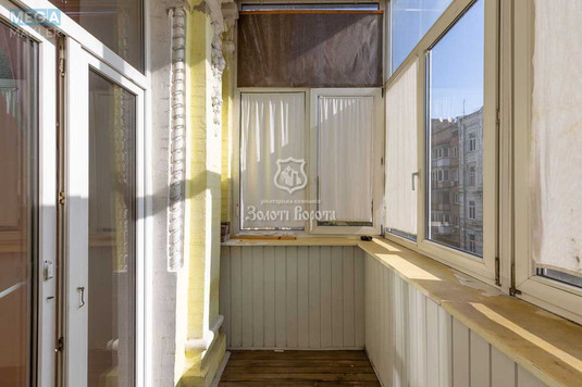 Продаж 3 кімнатної квартири (75,9/41,8/8,8), 4 пов. 5 пов. будинку, <a class="location-link" href="/kiev/" title="Недвижимость Київ">Київ</a>, <a class="location-link" href="/kiev/shevchenkovskij/" title="Недвижимость Шевченківський район">Шевченківський р-н</a>, Олеся Гончара вул., 90/92 (изображение 4)