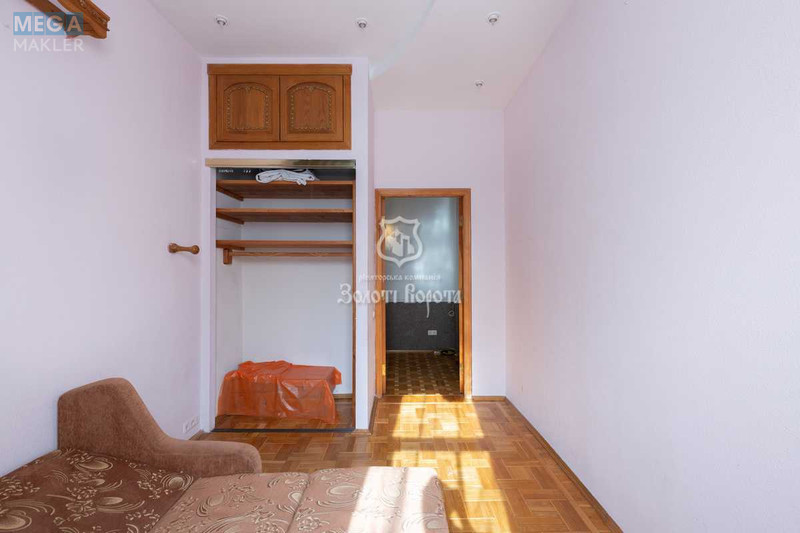 Продаж 3 кімнатної квартири (75,9/41,8/8,8), 4 пов. 5 пов. будинку, <a class="location-link" href="/kiev/" title="Недвижимость Київ">Київ</a>, <a class="location-link" href="/kiev/shevchenkovskij/" title="Недвижимость Шевченківський район">Шевченківський р-н</a>, Олеся Гончара вул., 90/92 (изображение 8)