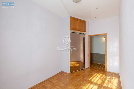Продаж 3 кімнатної квартири (75,9/41,8/8,8), 4 пов. 5 пов. будинку, <a class="location-link" href="/kiev/" title="Недвижимость Київ">Київ</a>, <a class="location-link" href="/kiev/shevchenkovskij/" title="Недвижимость Шевченківський район">Шевченківський р-н</a>, Олеся Гончара вул., 90/92 (изображение 10)