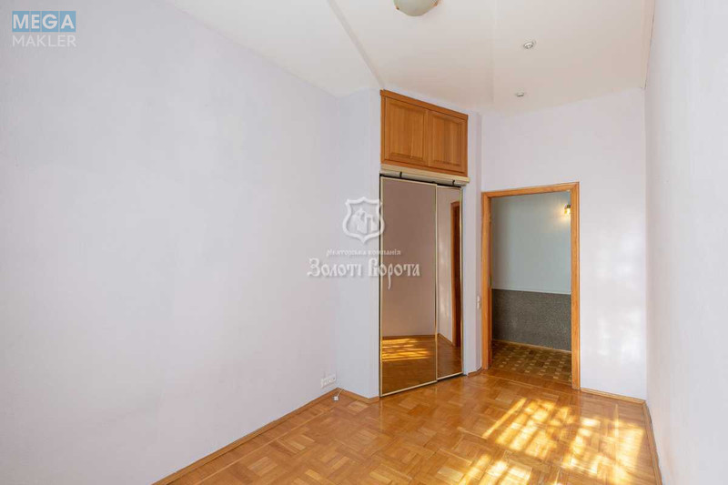 Продаж 3 кімнатної квартири (75,9/41,8/8,8), 4 пов. 5 пов. будинку, <a class="location-link" href="/kiev/" title="Недвижимость Київ">Київ</a>, <a class="location-link" href="/kiev/shevchenkovskij/" title="Недвижимость Шевченківський район">Шевченківський р-н</a>, Олеся Гончара вул., 90/92 (изображение 10)