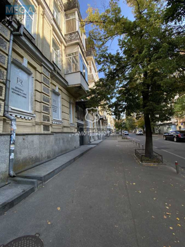 Продаж 3 кімнатної квартири (75,9/41,8/8,8), 4 пов. 5 пов. будинку, <a class="location-link" href="/kiev/" title="Недвижимость Київ">Київ</a>, <a class="location-link" href="/kiev/shevchenkovskij/" title="Недвижимость Шевченківський район">Шевченківський р-н</a>, Олеся Гончара вул., 90/92 (изображение 24)