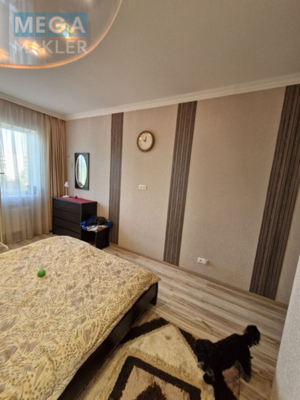 Оренда 3 кімнатної квартири, люкс, <a class="location-link" href="/kiev/" title="Недвижимость Київ">Київ</a>, <a class="location-link" href="/kiev/shevchenkovskij/" title="Недвижимость Шевченківський район">Шевченківський р-н</a>, білоруська 3 ( <img src="https://megamakler.com.ua/metro/00ff00.gif" alt="" class="metro" /> м. Лукьяновская, 3мин ) (изображение 10)