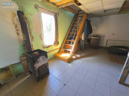 Продаж дома, 2&nbsp;поверху, 130&nbsp;кв.м, 4&nbsp;кімнати, ділянка 11&nbsp;соток, <a class="location-link" href="/makovishe/" title="Недвижимость Маковище">Маковище</a>, молодіжна (изображение 22)