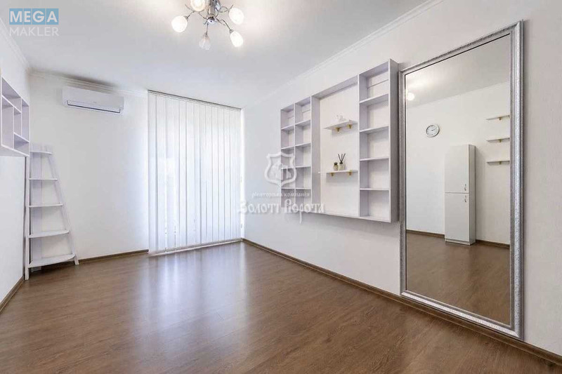Продаж 3 кімнатної квартири (86,9/47,8/17), 1 пов. 10 пов. будинку, <a class="location-link" href="/kiev/" title="Недвижимость Київ">Київ</a>, <a class="location-link" href="/kiev/dneprovskij/" title="Недвижимость Дніпровський район">Дніпровський р-н</a>, Регенераторна вул., 4 (изображение 6)