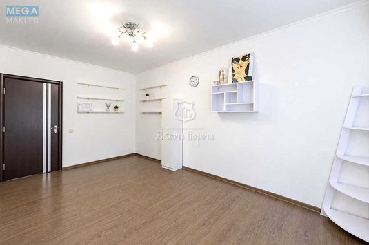 Продаж 3 кімнатної квартири (86,9/47,8/17), 1 пов. 10 пов. будинку, <a class="location-link" href="/kiev/" title="Недвижимость Київ">Київ</a>, <a class="location-link" href="/kiev/dneprovskij/" title="Недвижимость Дніпровський район">Дніпровський р-н</a>, Регенераторна вул., 4 (изображение 7)