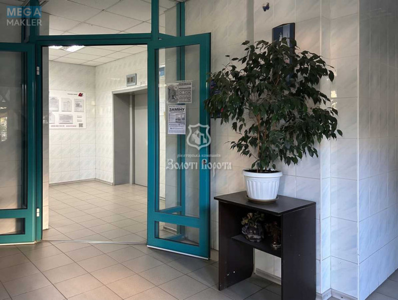 Продаж 1 кімнатної квартири (51,4/21,2/11,7), 4 пов. 20 пов. будинку, <a class="location-link" href="/kiev/" title="Недвижимость Київ">Київ</a>, <a class="location-link" href="/kiev/darnickij/" title="Недвижимость Дарницький район">Дарницький р-н</a>, Харківське шосе, 150/15 (изображение 10)