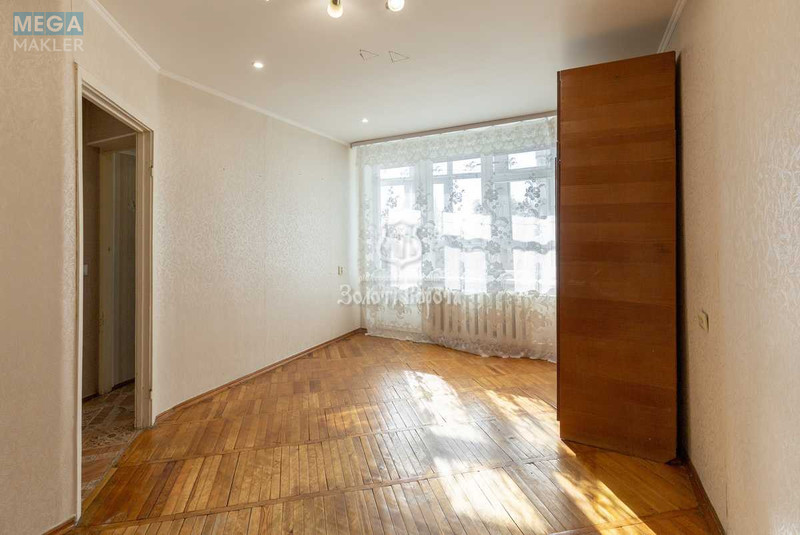 Продаж 1 кімнатної квартири (29,7/17,8/3,9), 4 пов. 9 пов. будинку, <a class="location-link" href="/kiev/" title="Недвижимость Київ">Київ</a>, <a class="location-link" href="/kiev/solomenskij/" title="Недвижимость Солом'янський район">Солом'янський р-н</a>, Смілянська вул., 19 (изображение 4)