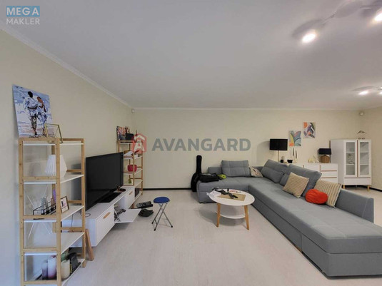 Продаж дома, 2&nbsp;поверху, 277&nbsp;кв.м, 4&nbsp;кімнати, ділянка 10&nbsp;соток, <a class="location-link" href="/glevaha/" title="Недвижимость Глеваха">Глеваха</a>, Лінія, 15 (изображение 11)