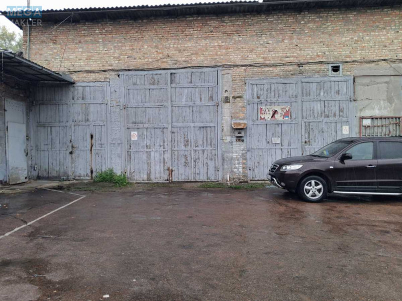 Оренда комерційної нерухомості, 55&nbsp;кв.м, под склад, <a class="location-link" href="/kiev/" title="Недвижимость Київ">Київ</a>, <a class="location-link" href="/kiev/obolonskij/" title="Недвижимость Оболонський район">Оболонський р-н</a>, Луговая ул. (изображение 3)