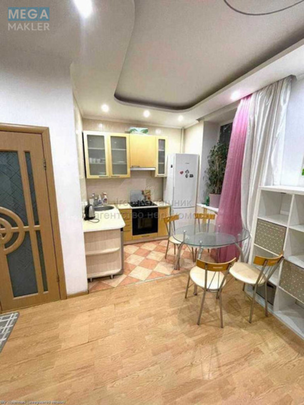 Оренда 2 кімнатної квартири, <a class="location-link" href="/kiev/" title="Недвижимость Київ">Київ</a>, <a class="location-link" href="/kiev/pecherskij/" title="Недвижимость Печерський район">Печерський р-н</a>, Іоанна Павла ІІ вул., 16 (изображение 3)