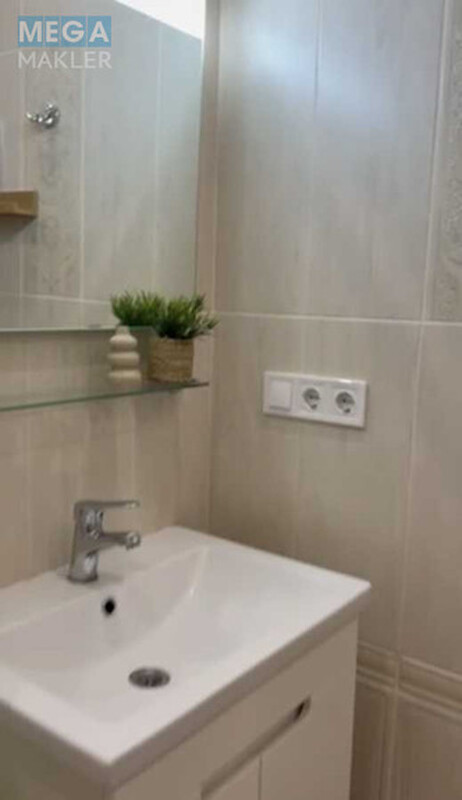 Оренда 1 кімнатної квартири, <a class="location-link" href="/kiev/" title="Недвижимость Київ">Київ</a>, <a class="location-link" href="/kiev/podolskij/" title="Недвижимость Подільський район">Подільський р-н</a>, Івана Виговського вул., 10Д (изображение 11)