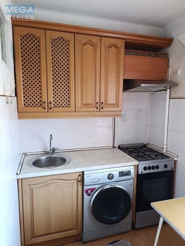 Оренда 3 кімнатної квартири, <a class="location-link" href="/kiev/" title="Недвижимость Київ">Київ</a>, <a class="location-link" href="/kiev/podolskij/" title="Недвижимость Подільський район">Подільський р-н</a>, Кирилівська вул., 117 (изображение 5)