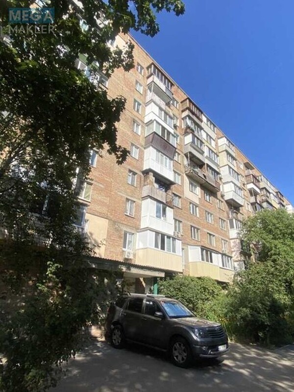 Оренда 3 кімнатної квартири, <a class="location-link" href="/kiev/" title="Недвижимость Київ">Київ</a>, <a class="location-link" href="/kiev/podolskij/" title="Недвижимость Подільський район">Подільський р-н</a>, Кирилівська вул., 117 (изображение 10)