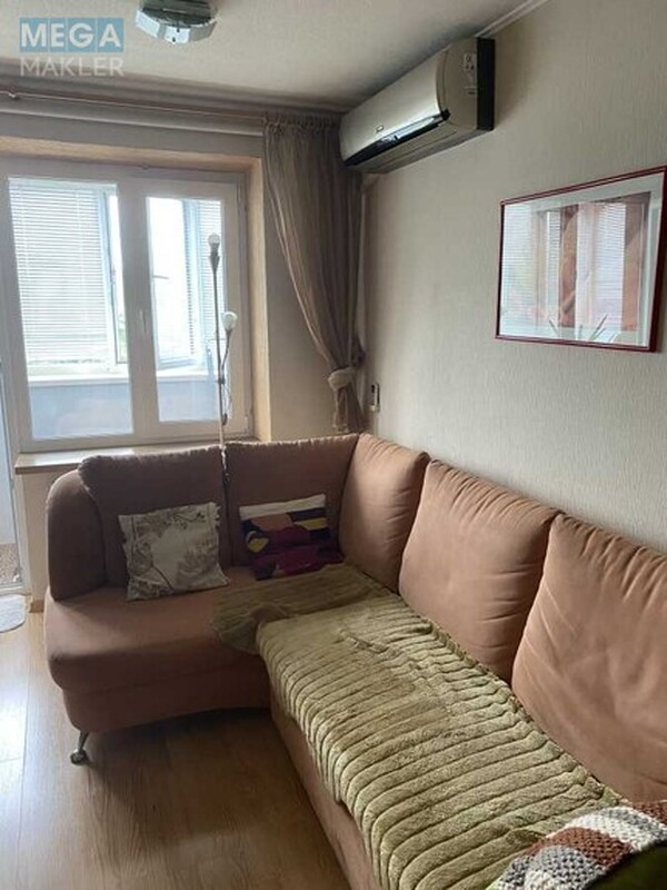 Оренда 1 кімнатної квартири, <a class="location-link" href="/kiev/" title="Недвижимость Київ">Київ</a>, <a class="location-link" href="/kiev/shevchenkovskij/" title="Недвижимость Шевченківський район">Шевченківський р-н</a>, Богдана Гаврилишина вул., 13/1 (изображение 2)