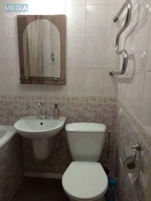 Оренда 1 кімнатної квартири, <a class="location-link" href="/kiev/" title="Недвижимость Київ">Київ</a>, <a class="location-link" href="/kiev/shevchenkovskij/" title="Недвижимость Шевченківський район">Шевченківський р-н</a>, Богдана Гаврилишина вул., 13/1 (изображение 9)