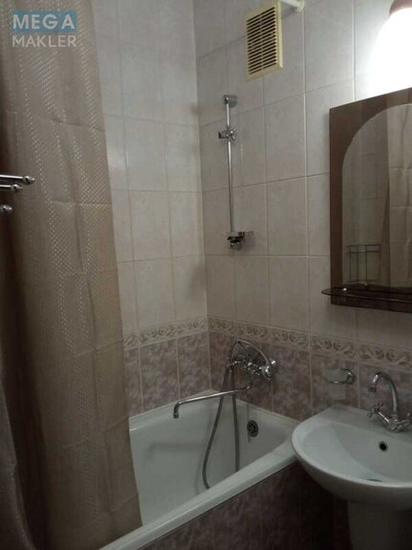 Оренда 1 кімнатної квартири, <a class="location-link" href="/kiev/" title="Недвижимость Київ">Київ</a>, <a class="location-link" href="/kiev/shevchenkovskij/" title="Недвижимость Шевченківський район">Шевченківський р-н</a>, Богдана Гаврилишина вул., 13/1 (изображение 10)