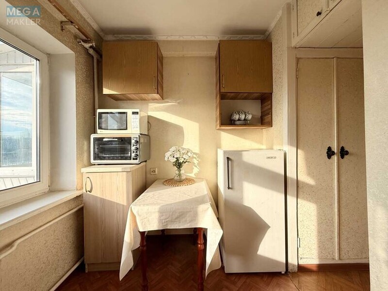 Продаж 2 кімнатної квартири (46/31/7,5), 5 пов. 5 пов. будинку, <a class="location-link" href="/kiev/" title="Недвижимость Київ">Київ</a>, <a class="location-link" href="/kiev/shevchenkovskij/" title="Недвижимость Шевченківський район">Шевченківський р-н</a>, Данила Щербаківського вул., 60Б (изображение 12)