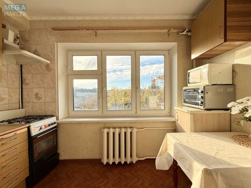 Продаж 2 кімнатної квартири (46/31/7,5), 5 пов. 5 пов. будинку, <a class="location-link" href="/kiev/" title="Недвижимость Київ">Київ</a>, <a class="location-link" href="/kiev/shevchenkovskij/" title="Недвижимость Шевченківський район">Шевченківський р-н</a>, Данила Щербаківського вул., 60Б (изображение 14)