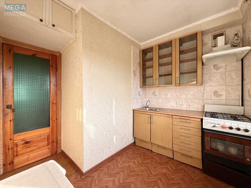 Продаж 2 кімнатної квартири (46/31/7,5), 5 пов. 5 пов. будинку, <a class="location-link" href="/kiev/" title="Недвижимость Київ">Київ</a>, <a class="location-link" href="/kiev/shevchenkovskij/" title="Недвижимость Шевченківський район">Шевченківський р-н</a>, Данила Щербаківського вул., 60Б (изображение 15)