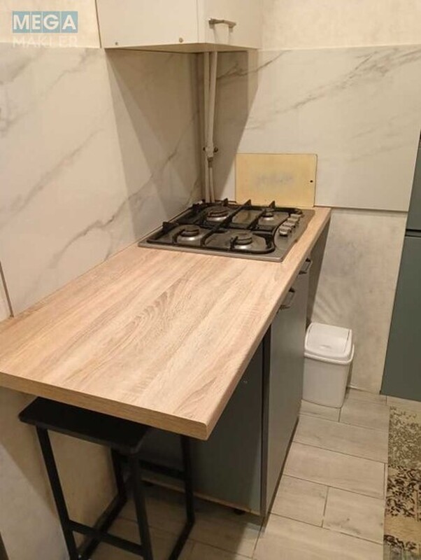 Оренда кімнати (підселення), <a class="location-link" href="/odessa/" title="Недвижимость Одеса">Одеса</a>, <a class="location-link" href="/odessa/malinovskij/" title="Недвижимость Малиновський район">Малиновський р-н</a>, Фабричная, 1/2 (изображение 3)