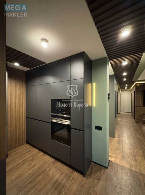 Продаж 5 кімнатної квартири (134/69/12), 13 пов. 14 пов. будинку, <a class="location-link" href="/kiev/" title="Недвижимость Київ">Київ</a>, <a class="location-link" href="/kiev/dneprovskij/" title="Недвижимость Дніпровський район">Дніпровський р-н</a>, Соборності просп., 17 (изображение 4)