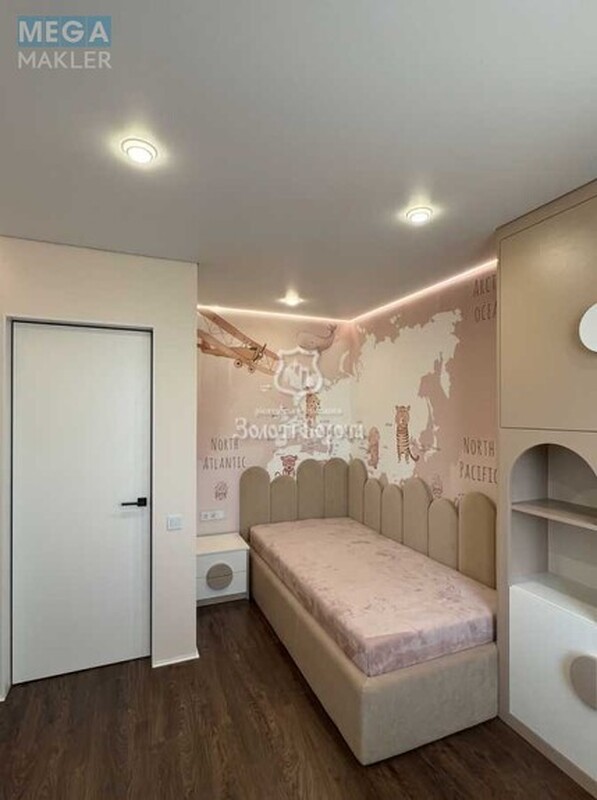 Продаж 5 кімнатної квартири (134/69/12), 13 пов. 14 пов. будинку, <a class="location-link" href="/kiev/" title="Недвижимость Київ">Київ</a>, <a class="location-link" href="/kiev/dneprovskij/" title="Недвижимость Дніпровський район">Дніпровський р-н</a>, Соборності просп., 17 (изображение 6)