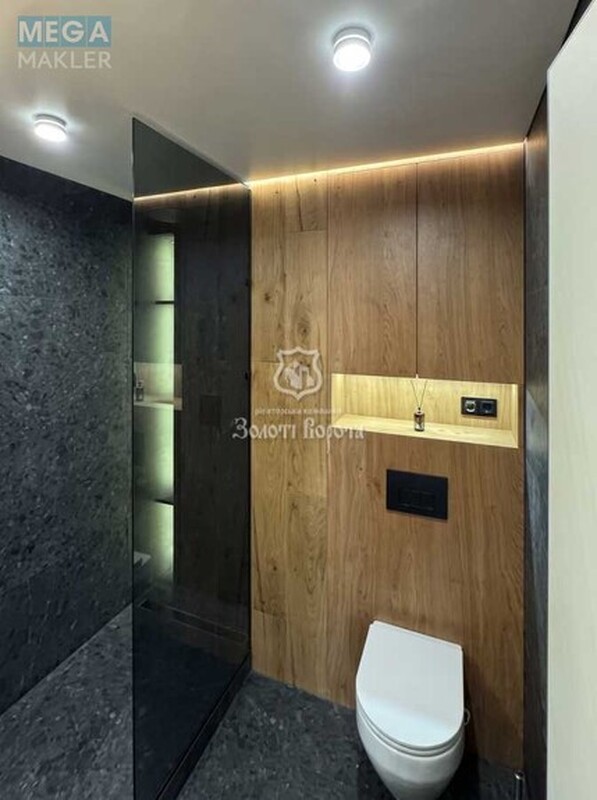 Продаж 5 кімнатної квартири (134/69/12), 13 пов. 14 пов. будинку, <a class="location-link" href="/kiev/" title="Недвижимость Київ">Київ</a>, <a class="location-link" href="/kiev/dneprovskij/" title="Недвижимость Дніпровський район">Дніпровський р-н</a>, Соборності просп., 17 (изображение 9)