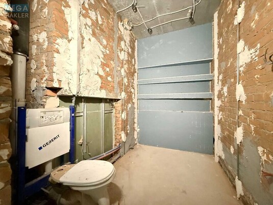 Продаж 3 кімнатної квартири (118/77/14), 2 пов. 14 пов. будинку, <a class="location-link" href="/kiev/" title="Недвижимость Київ">Київ</a>, <a class="location-link" href="/kiev/dneprovskij/" title="Недвижимость Дніпровський район">Дніпровський р-н</a>, Раїси Окіпної вул., 18 (изображение 20)