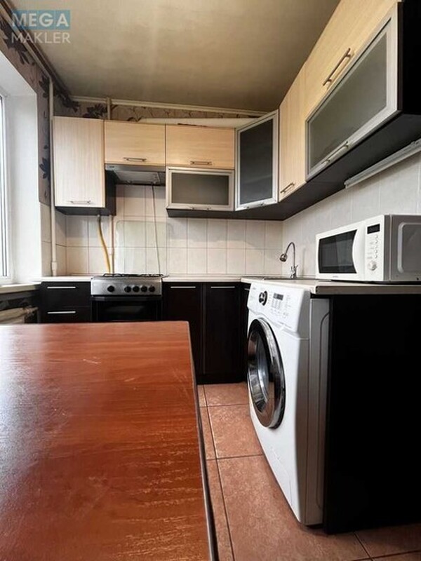 Продаж 3 кімнатної квартири (69/48/7,4), 6 пов. 9 пов. будинку, <a class="location-link" href="/kiev/" title="Недвижимость Київ">Київ</a>, <a class="location-link" href="/kiev/dneprovskij/" title="Недвижимость Дніпровський район">Дніпровський р-н</a>, Романа Шухевича просп., 26в (изображение 3)