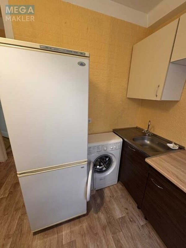 Оренда 1 кімнатної квартири, <a class="location-link" href="/kiev/" title="Недвижимость Київ">Київ</a>, <a class="location-link" href="/kiev/podolskij/" title="Недвижимость Подільський район">Подільський р-н</a>, Краснопольская ул., 21 (изображение 3)
