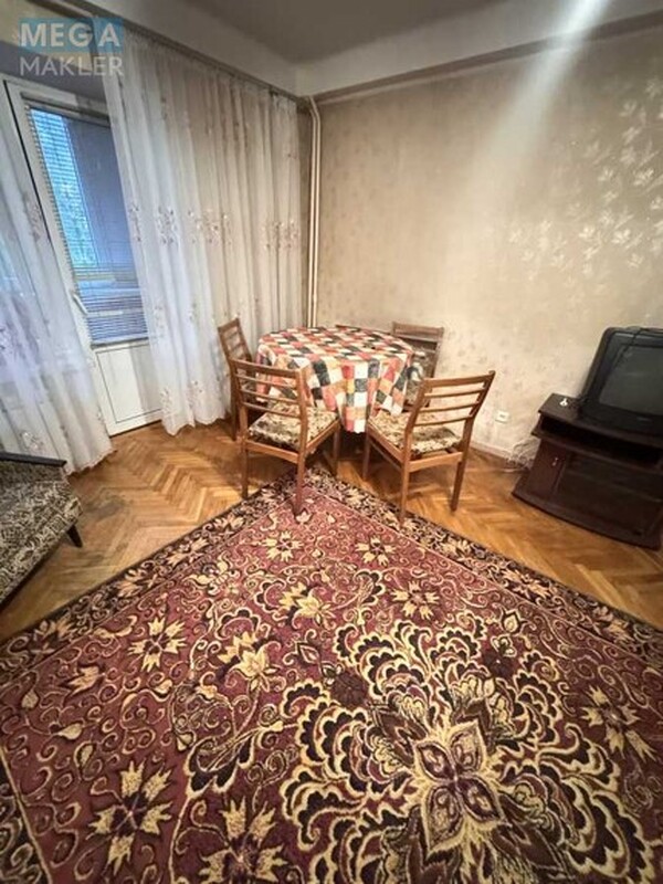 Оренда 2 кімнатної квартири, <a class="location-link" href="/kiev/" title="Недвижимость Київ">Київ</a>, <a class="location-link" href="/kiev/podolskij/" title="Недвижимость Подільський район">Подільський р-н</a>, Правды просп., 96 (изображение 6)