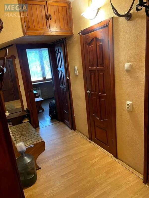 Оренда 2 кімнатної квартири, <a class="location-link" href="/kiev/" title="Недвижимость Київ">Київ</a>, <a class="location-link" href="/kiev/podolskij/" title="Недвижимость Подільський район">Подільський р-н</a>, Георгия Гонгадзе просп., 6 (изображение 7)