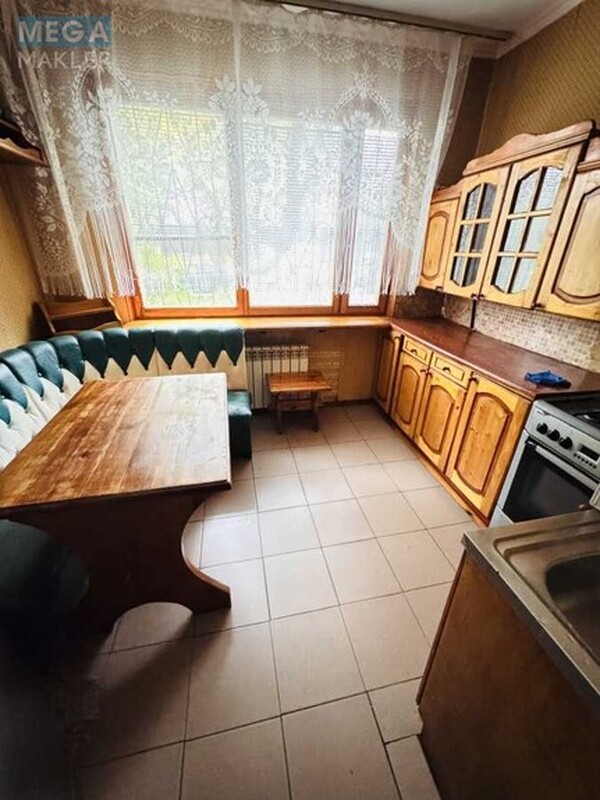 Оренда 2 кімнатної квартири, <a class="location-link" href="/kiev/" title="Недвижимость Київ">Київ</a>, <a class="location-link" href="/kiev/podolskij/" title="Недвижимость Подільський район">Подільський р-н</a>, Георгия Гонгадзе просп., 6 (изображение 8)