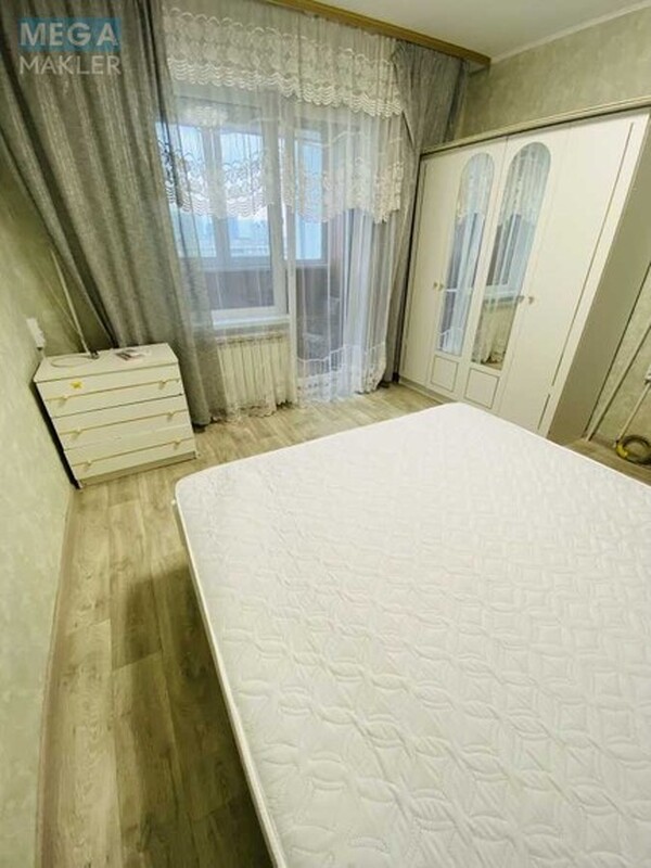 Оренда 2 кімнатної квартири, <a class="location-link" href="/kiev/" title="Недвижимость Київ">Київ</a>, <a class="location-link" href="/kiev/darnickij/" title="Недвижимость Дарницький район">Дарницький р-н</a>, Декабристов ул., 9А (изображение 3)