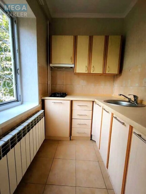 Оренда 1 кімнатної квартири, <a class="location-link" href="/kiev/" title="Недвижимость Київ">Київ</a>, <a class="location-link" href="/kiev/podolskij/" title="Недвижимость Подільський район">Подільський р-н</a>, Правды просп., 88б (изображение 5)