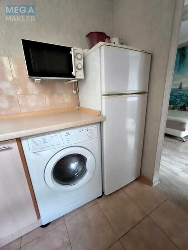 Оренда 1 кімнатної квартири, <a class="location-link" href="/kiev/" title="Недвижимость Київ">Київ</a>, <a class="location-link" href="/kiev/podolskij/" title="Недвижимость Подільський район">Подільський р-н</a>, Правды просп., 88б (изображение 11)