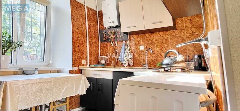 Продаж 2 кімнатної квартири (40,1/31/6), 2 пов. 4 пов. будинку, <a class="location-link" href="/kiev/" title="Недвижимость Київ">Київ</a>, <a class="location-link" href="/kiev/goloseevskij/" title="Недвижимость Голосіївський район">Голосіївський р-н</a>, Гетьмана Павла Скоропадського вул., 27 (изображение 11)