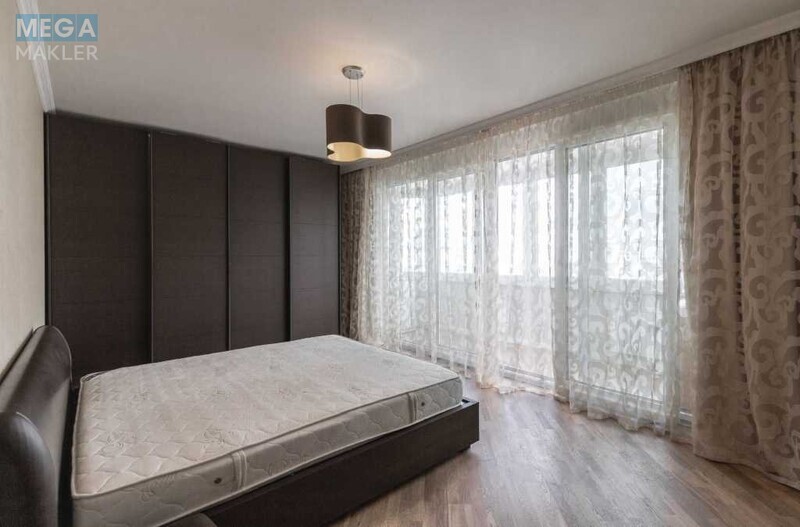 Оренда 4 кімнатні квартири, <a class="location-link" href="/kiev/" title="Недвижимость Київ">Київ</a>, <a class="location-link" href="/kiev/darnickij/" title="Недвижимость Дарницький район">Дарницький р-н</a>, Єлизавети Чавдар вул., 3 (изображение 9)