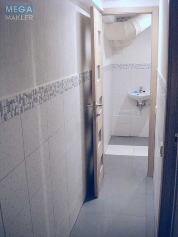 Продаж комерційної нерухомості, 142,30&nbsp;кв.м, под офис, <a class="location-link" href="/kiev/" title="Недвижимость Київ">Київ</a>, <a class="location-link" href="/kiev/podolskij/" title="Недвижимость Подільський район">Подільський р-н</a>, Почайнинская ул., 42/48 (изображение 12)