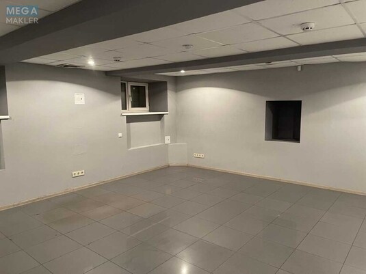 Продаж комерційної нерухомості, 142,30&nbsp;кв.м, под офис, <a class="location-link" href="/kiev/" title="Недвижимость Київ">Київ</a>, <a class="location-link" href="/kiev/podolskij/" title="Недвижимость Подільський район">Подільський р-н</a>, Почайнинская ул., 42/48 (изображение 14)