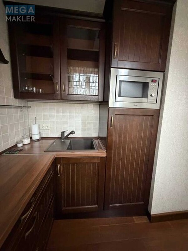 Оренда 1 кімнатної квартири, <a class="location-link" href="/kiev/" title="Недвижимость Київ">Київ</a>, <a class="location-link" href="/kiev/solomenskij/" title="Недвижимость Солом'янський район">Солом'янський р-н</a>, Архітектора Кобелєва вул., 6 (изображение 3)