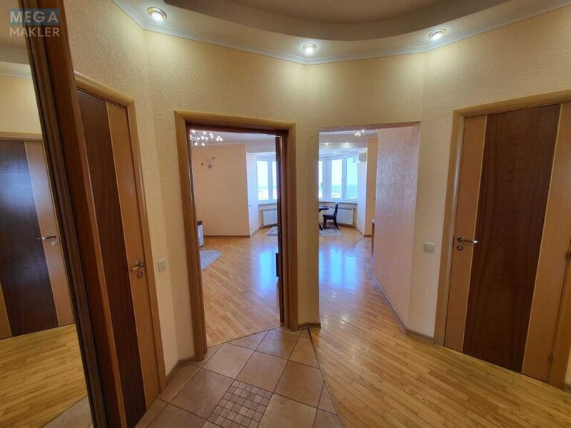 Оренда 3 кімнатної квартири, <a class="location-link" href="/kiev/" title="Недвижимость Київ">Київ</a>, <a class="location-link" href="/kiev/obolonskij/" title="Недвижимость Оболонський район">Оболонський р-н</a>, Героев Сталинграда просп., 24 (изображение 9)