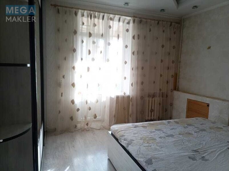 Оренда 3 кімнатної квартири, <a class="location-link" href="/kiev/" title="Недвижимость Київ">Київ</a>, <a class="location-link" href="/kiev/svyatoshinskij/" title="Недвижимость Святошинський район">Святошинський р-н</a>, Василия Степанченко ул., 3 (изображение 9)