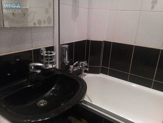Оренда 3 кімнатної квартири, <a class="location-link" href="/kiev/" title="Недвижимость Київ">Київ</a>, <a class="location-link" href="/kiev/svyatoshinskij/" title="Недвижимость Святошинський район">Святошинський р-н</a>, Василия Степанченко ул., 3 (изображение 21)