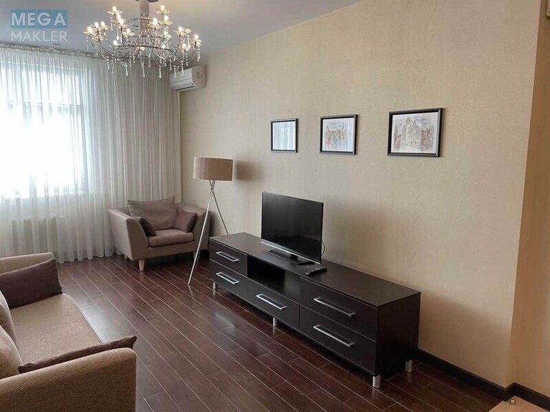 Продаж 2 кімнатної квартири (93/55/20), 3 пов. 27 пов. будинку, <a class="location-link" href="/kiev/" title="Недвижимость Київ">Київ</a>, <a class="location-link" href="/kiev/pecherskij/" title="Недвижимость Печерський район">Печерський р-н</a>, Щорса ул., 44а (изображение 4)