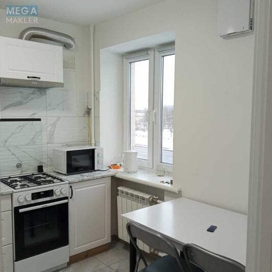 Продаж 1 кімнатної квартири (33/17/6), 3 пов. 5 пов. будинку, <a class="location-link" href="/kiev/" title="Недвижимость Київ">Київ</a>, <a class="location-link" href="/kiev/dneprovskij/" title="Недвижимость Дніпровський район">Дніпровський р-н</a>, Верховної Ради бульв., 33/1 (изображение 10)