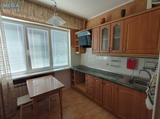 Продаж 3 кімнатної квартири (72,9/?/8,5), 12 пов. 16 пов. будинку, <a class="location-link" href="/kiev/" title="Недвижимость Київ">Київ</a>, <a class="location-link" href="/kiev/obolonskij/" title="Недвижимость Оболонський район">Оболонський р-н</a>, Озерна вул., 18 (изображение 9)