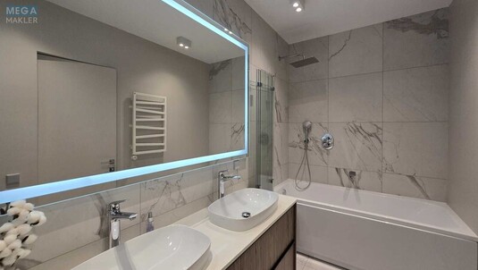 Оренда 3 кімнатної квартири, <a class="location-link" href="/kiev/" title="Недвижимость Київ">Київ</a>, <a class="location-link" href="/kiev/pecherskij/" title="Недвижимость Печерський район">Печерський р-н</a>, Предславинська вул., 53 (изображение 14)